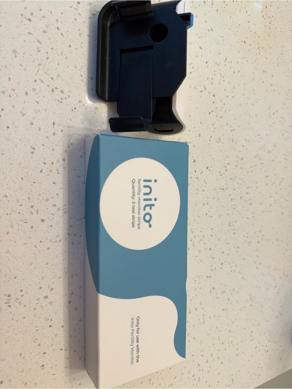 Inito Fertility Monitor iPhone 14pro clip